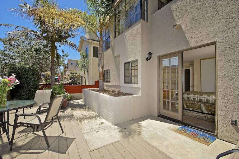 House Mission Beach