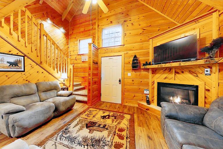 Cabin  Gatlinburg
