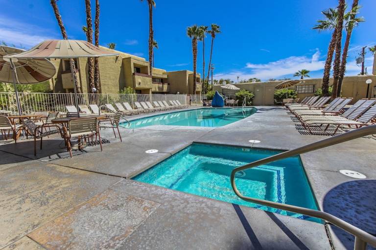 Aparthotel Palm Springs