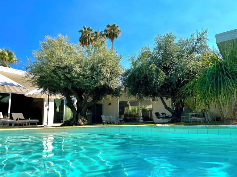 House  Deepwell Estates