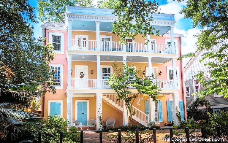 House  Lower Garden District